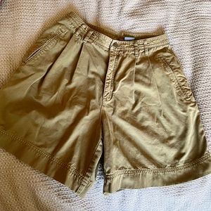Vintage pleated cargo shorts olive green